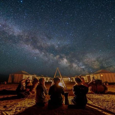 Merzouga Luxury Tents - Glamping Εξωτερικό φωτογραφία